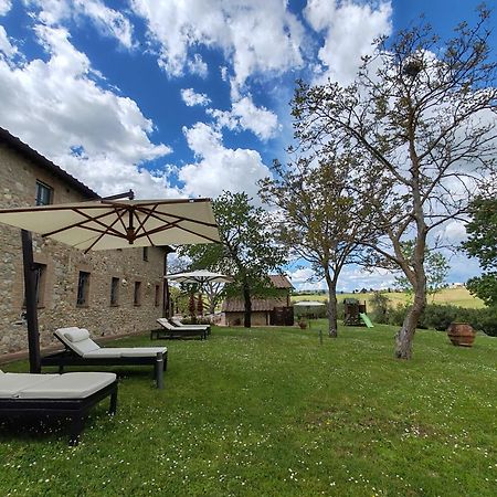 Villa Il Castagno Wine & Resort Siena Exterior photo