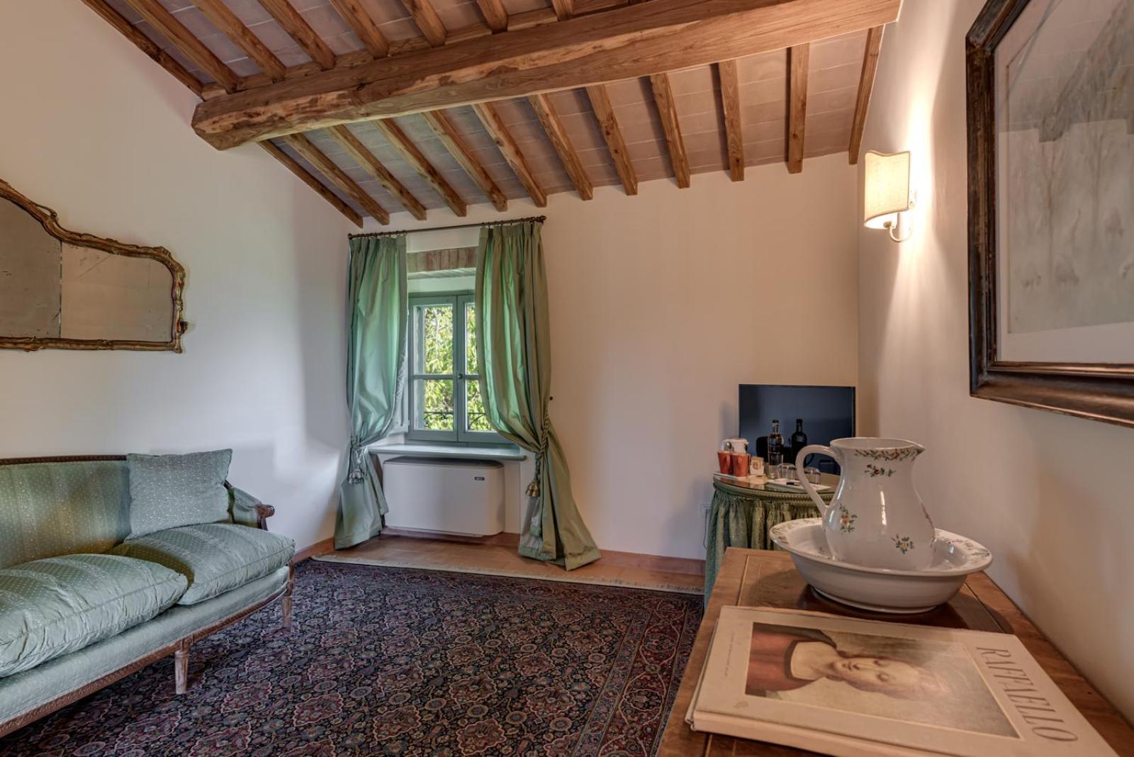 Villa Il Castagno Wine & Resort Siena Exterior photo