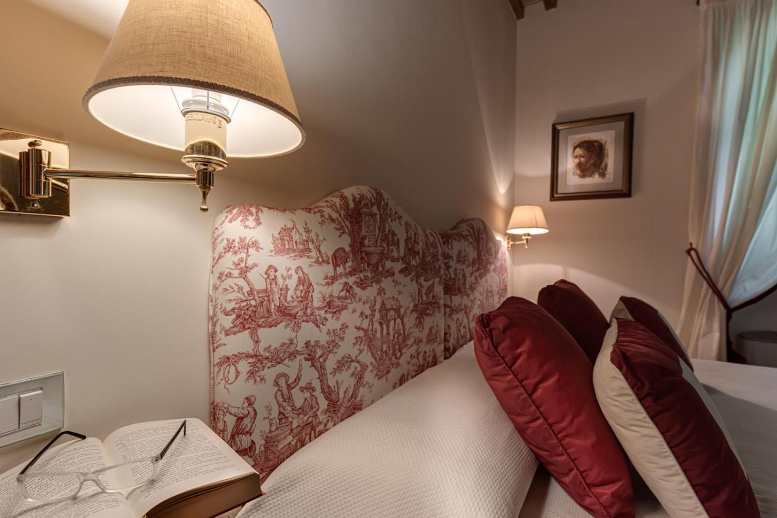 Villa Il Castagno Wine & Resort Siena Exterior photo