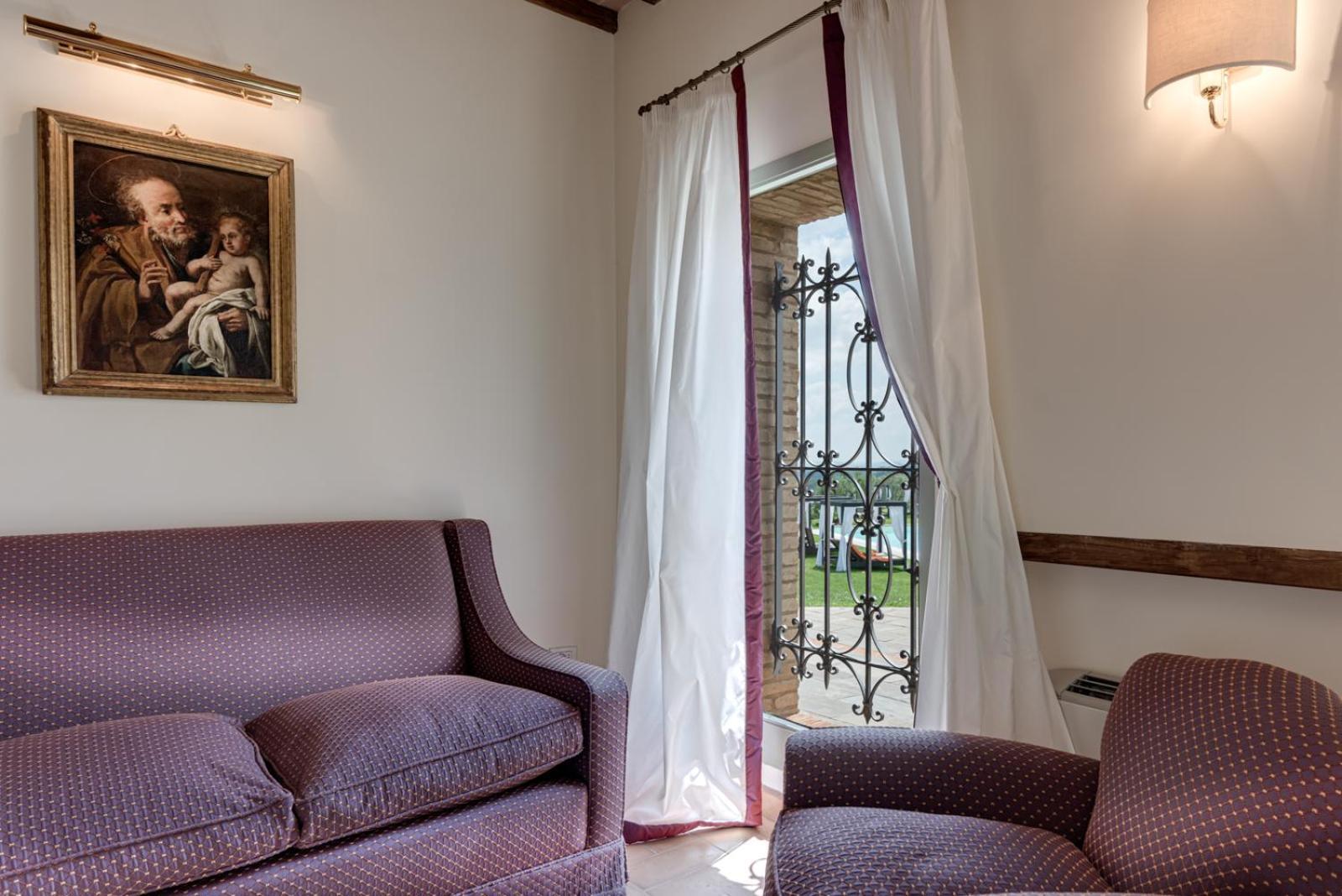 Villa Il Castagno Wine & Resort Siena Exterior photo