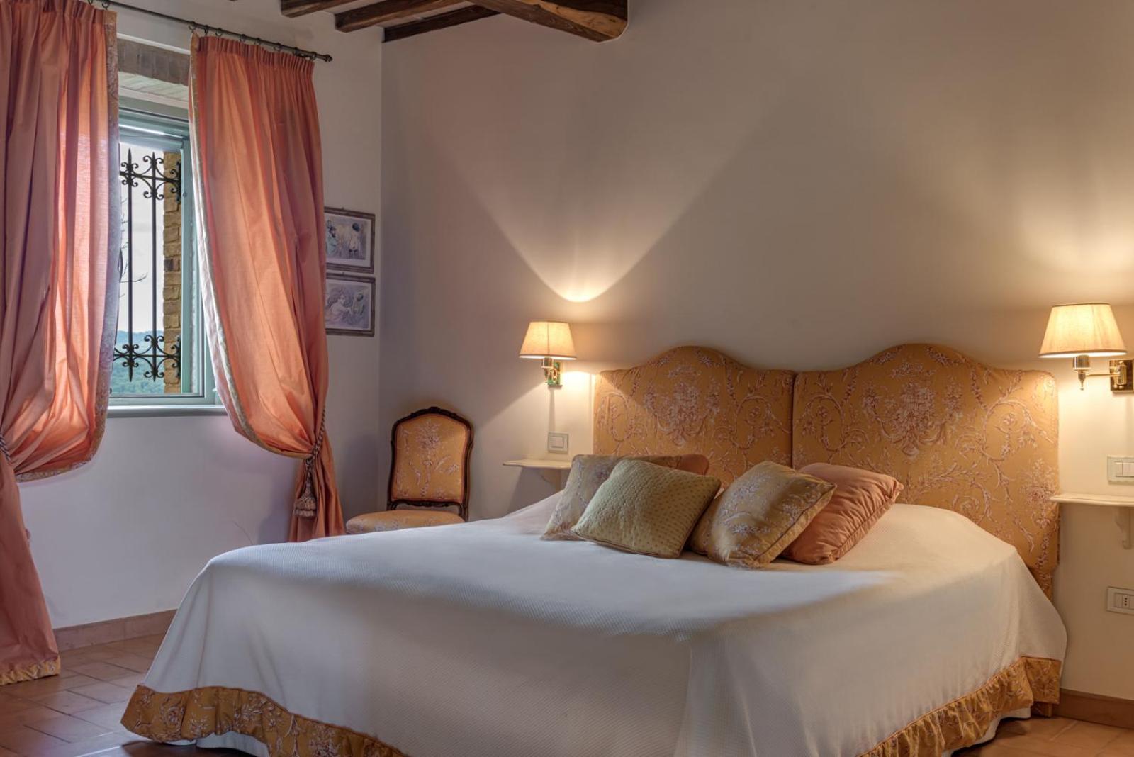 Villa Il Castagno Wine & Resort Siena Exterior photo