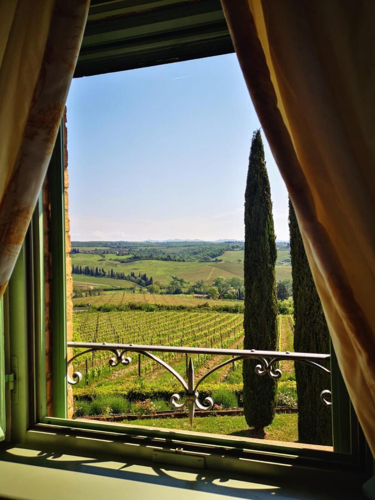 Villa Il Castagno Wine & Resort Siena Exterior photo